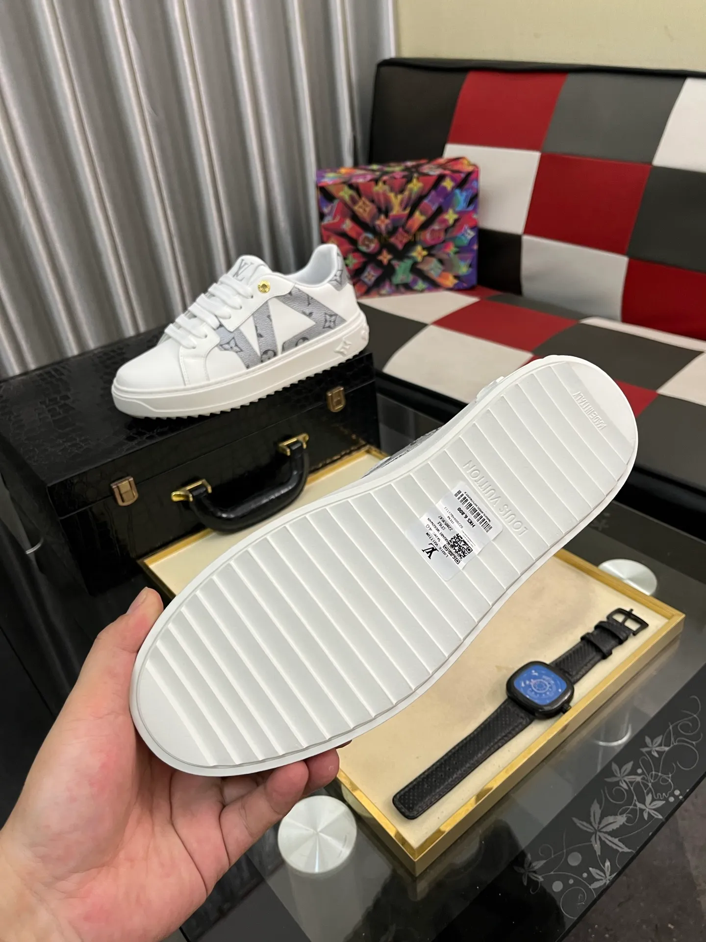 Men's shoes 💰520⌚️⌚️LV Louis Vuitton. The latest fashionable casual shoes are popular in physical stores. New spring and summer comfortable imported custom original cowhide, unique jacquard fabric element design. With sheepskin lining, Lv original bottom, [sun][sun] high-end packaging and high quality💪Details determine the quality, you can enter and leave the counter at will, welcome to compare🇮🇹Number of sizes 38-445️⃣Color options available
